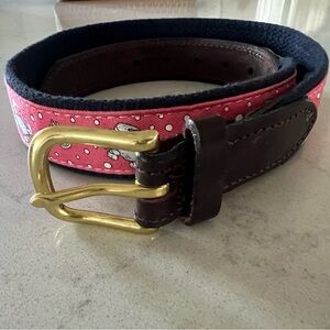 Vineyard Vines Kids Belt blue crab on Nantucket red